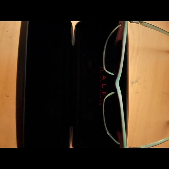 Ralph Lauren eyeglasses. Worn a few times. Excellent condition! - Picture 3 of 5